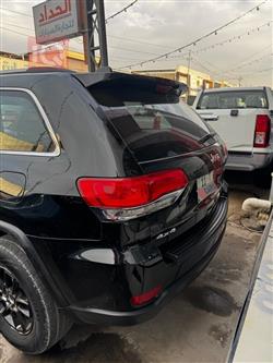 جیپ گراند شیرۆکی